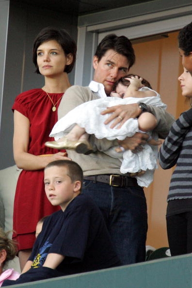 Tom Cruise Is Not The Father Of Suri Cruise? Katie Holmes Got Pregnant ...