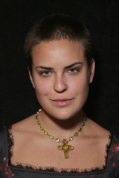 Tallulah Willis: What She Thinks Of Her Buzzed Hair Cut; Demi Moore ...